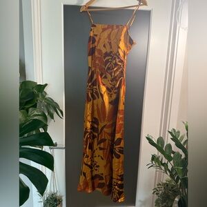 House of Harlow 1960 Orange and Brown Patterned Dress